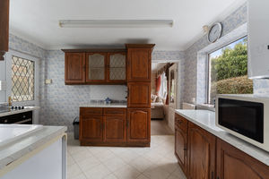 Photo 18- click for photo gallery